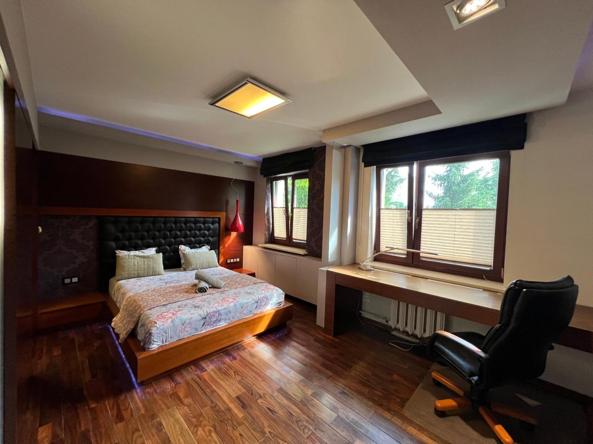 Ferienwohnung Lux Flat Easy To Reach Centrum Warschau Exterior foto